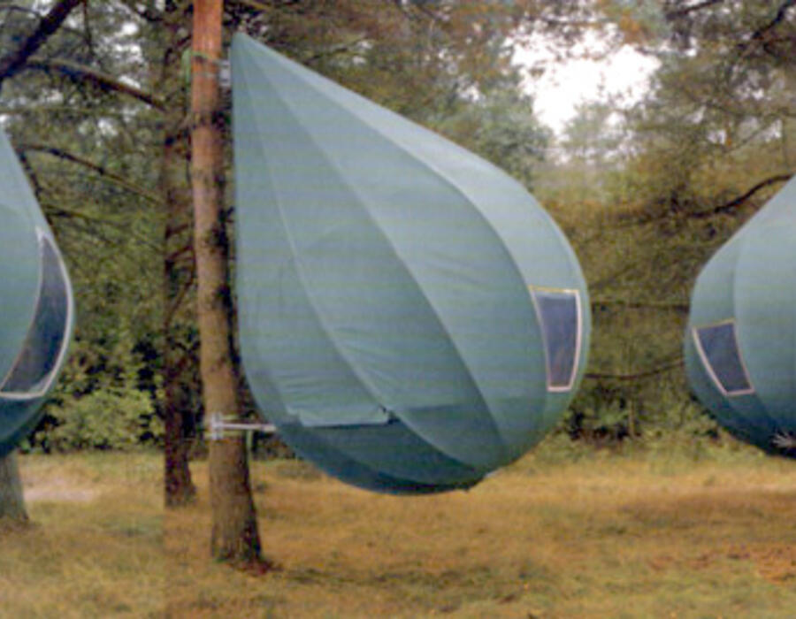 dres_tree_tents1.jpg
